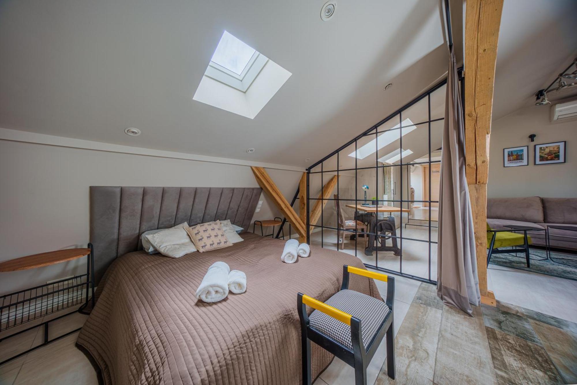 Golden Rooftop Apartment-Oldtown Breslavia Esterno foto